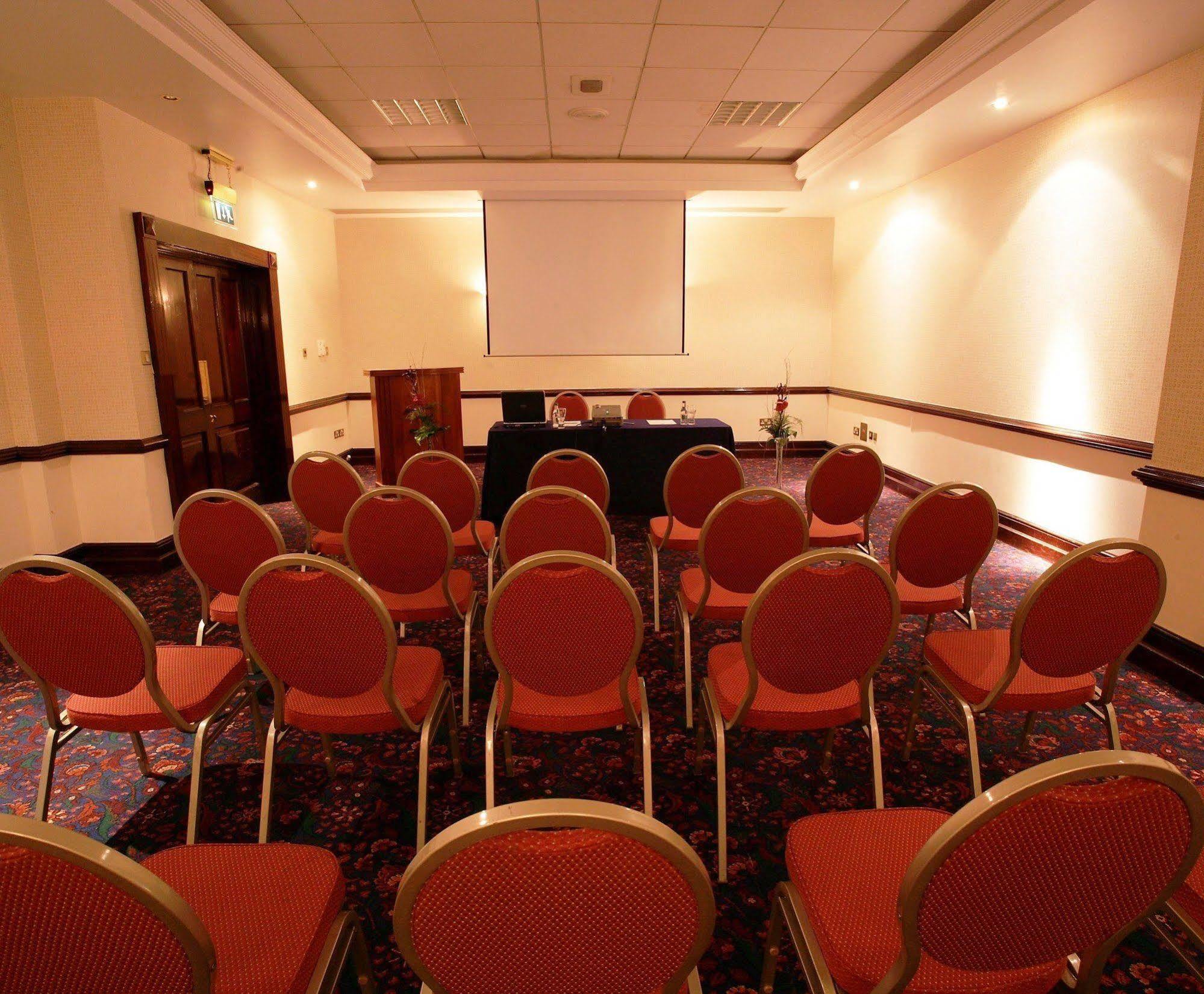 Maldron Hotel Merrion Road دبلن المظهر الخارجي الصورة