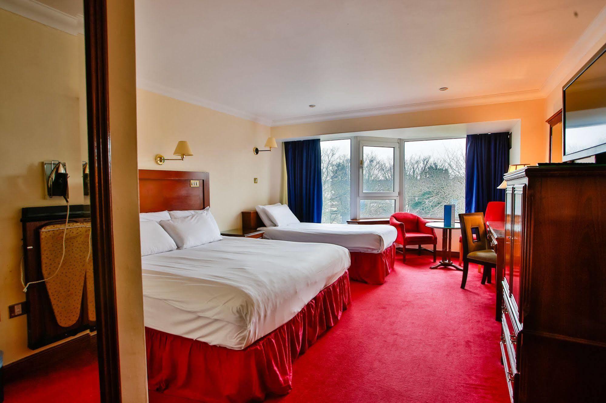 Maldron Hotel Merrion Road دبلن المظهر الخارجي الصورة