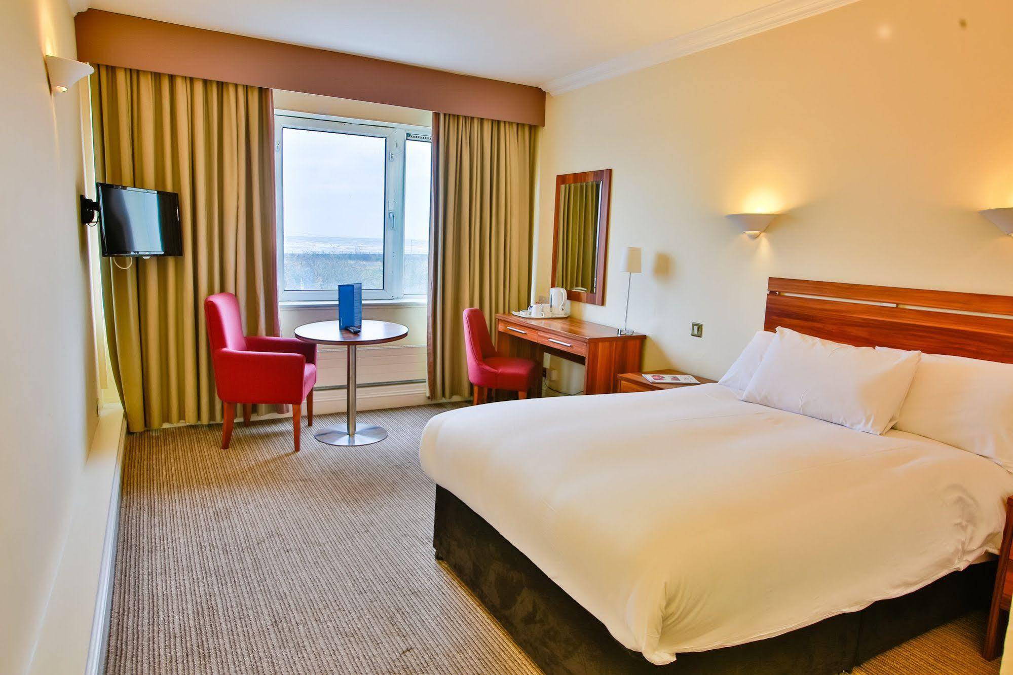 Maldron Hotel Merrion Road دبلن المظهر الخارجي الصورة
